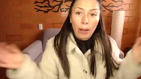Snapshot of melanny_69 chatting on April 2026 09:08:01 PM Melanny online show from April 2026 09:08:01 PM