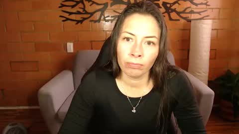 Snapshot of melanny_69 chatting on May 2026 12:23:02 PM Melanny online show from May 2026 12:23:02 PM