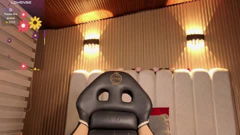 melanny_petite online show from April 2026 01:41:01 PM