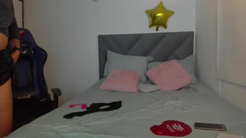 melany_arizaaa online show from March 2025 01:43:01 AM