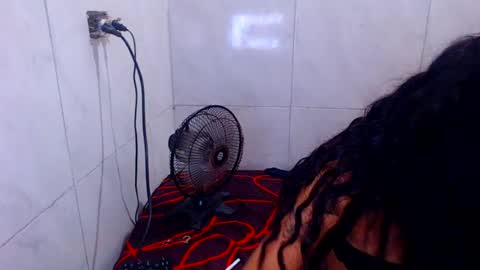 Snapshot of melany_dirt_ chatting on July 2026 05:23:02 AM melany_dirt_ online show from July 2026 05:23:02 AM
