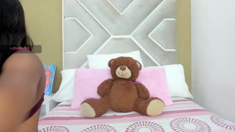 Melanie online show from February 2025 11:22:02 AM