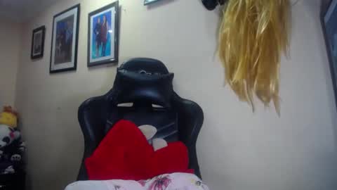 melany online show from January 2025 03:55:02 AM