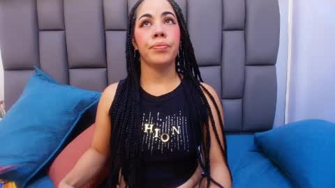 Snapshot of melany_roberts_ chatting on May 2026 03:03:02 AM Melany online show from May 2026 03:03:02 AM