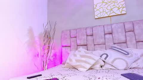 Melany online show from May 2026 12:55:02 PM