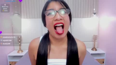 Melany online show from May 2026 06:39:01 PM
