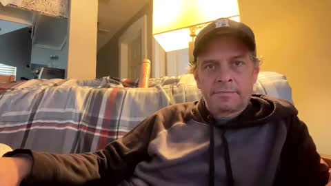 Tan lines online show from December 2025 06:24:02 PM