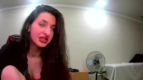 melena_caramel online show from May 2026 06:59:01 PM