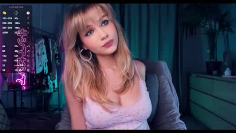 Im Melisa 3 online show from November 2025 08:28:01 AM