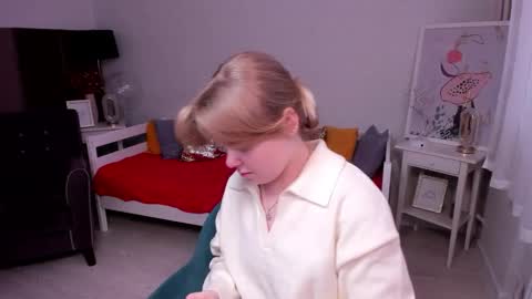 Sophia online show from February 2026 04:22:02 AM