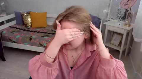 Sophia online show from March 2026 05:23:01 AM