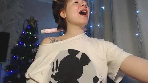 Melissa  Ray online show from December 2024 01:36:02 AM