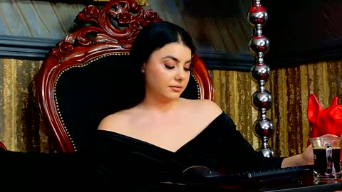 Melissa online show from January 2025 11:37:02 AM