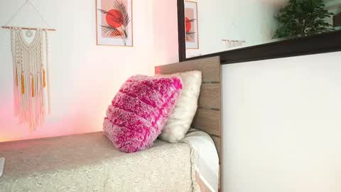 Melissa online show from September 2025 12:27:02 PM