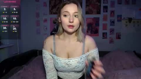 Missi online show from March 2026 05:11:02 AM