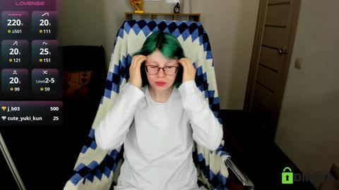 Melissa online show from February 2025 07:11:01 PM