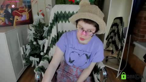 Melissa online show from December 2025 08:59:01 PM