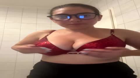 Snapshot of melissaa2525 chatting on July 2026 08:34:02 PM Naughty Melly online show from July 2026 08:34:02 PM