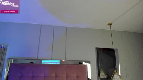 M E L I S S A  online show from December 2025 12:01:02 PM