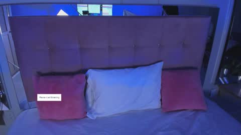 M E L I S S A  online show from January 2026 11:57:02 AM