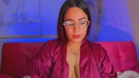 M E L I S S A  online show from January 2026 12:07:01 PM