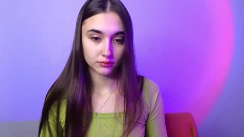 Mel online show from November 2025 03:50:01 AM