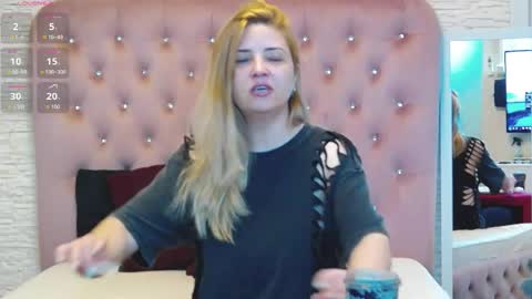 Snapshot of mellaniebliss chatting on May 2026 04:20:02 AM Mellanie online show from May 2026 04:20:02 AM