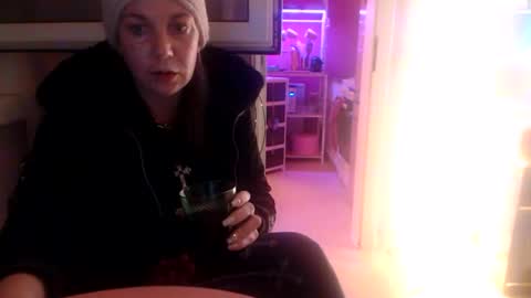 Melli online show from December 2025 09:55:02 PM