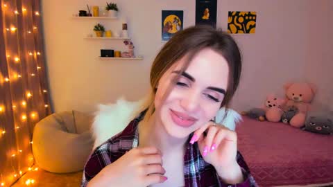 Tessa online show from January 2025 12:46:01 AM