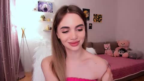 Tessa online show from March 2025 09:40:02 PM