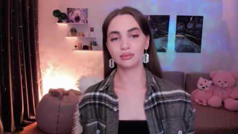 Tessa online show from October 2025 01:39:01 AM