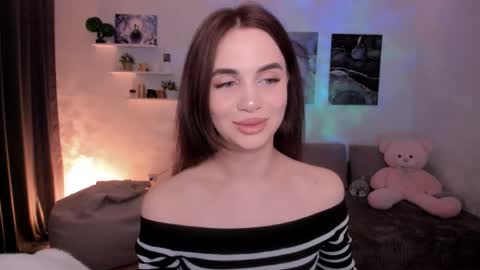 Snapshot of mellifluoustess chatting on May 2026 03:25:01 AM Tessa online show from May 2026 03:25:01 AM