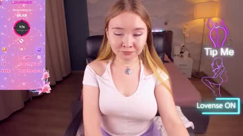 Snapshot of mellisa_nets chatting on October 2025 04:57:02 AM Mellisa online show from October 2025 04:57:02 AM