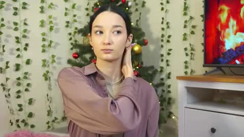 Lina online show from January 2026 11:37:01 AM