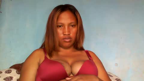 mellissa online show from February 2025 11:52:01 AM