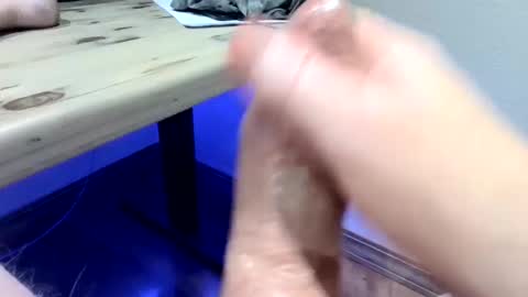 mellomike online show from December 2024 04:32:02 AM