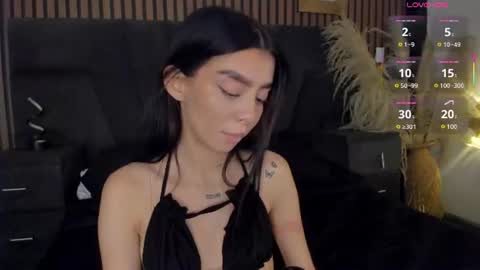 Mel  online show from June 2026 04:32:02 AM