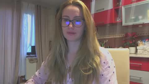 Melly online show from January 2025 07:22:01 AM