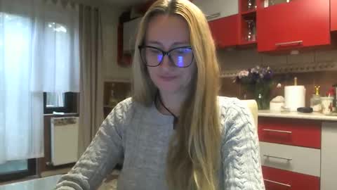 Melly online show from September 2025 07:02:01 AM