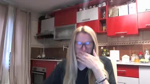 Melly online show from March 2026 06:18:02 AM