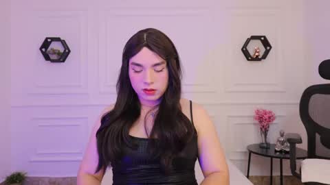 Meloddy online show from September 2025 08:43:01 PM