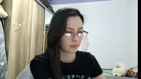 Snapshot of melodeehayden chatting on May 2026 03:30:02 PM Nika online show from May 2026 03:30:02 PM
