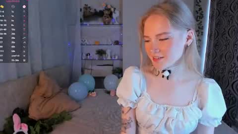Snapshot of melodievejar chatting on June 2026 04:43:02 AM melodievejar online show from June 2026 04:43:02 AM