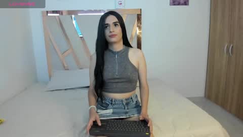 Melody  online show from February 2025 07:56:02 AM