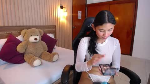 Melody  online show from December 2024 12:18:02 PM