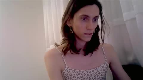 Melody online show from December 2025 10:50:01 PM