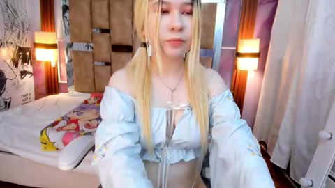 melody_lollii online show from September 2025 06:02:01 PM