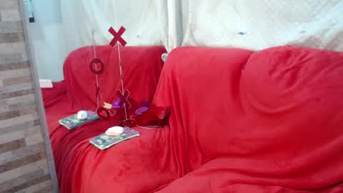 melody phillips online show from February 2025 01:40:02 AM