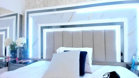 melodycharlotte online show from September 2025 12:51:02 PM