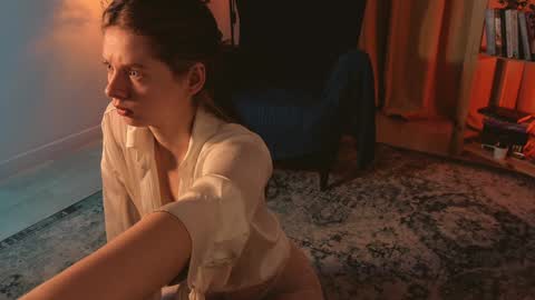 melody  online show from December 2024 03:53:01 PM